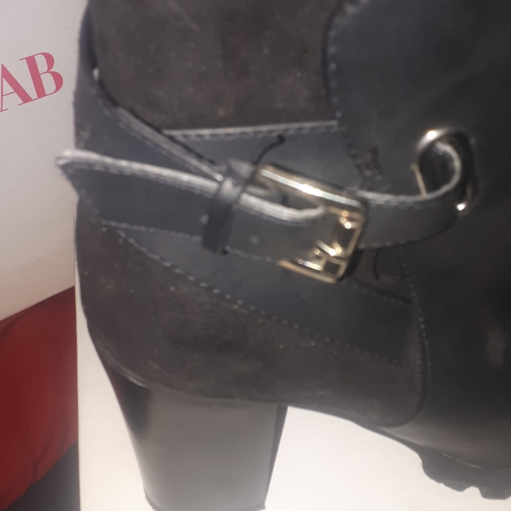 Versatile booties - Picture 6 of 7